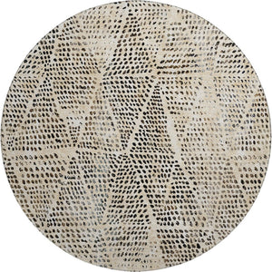 HomeRoots 8' Beige and Ivory Diamond Round Rug - Washable, UV-Protected, Durable for Living Spaces & Patios 650557