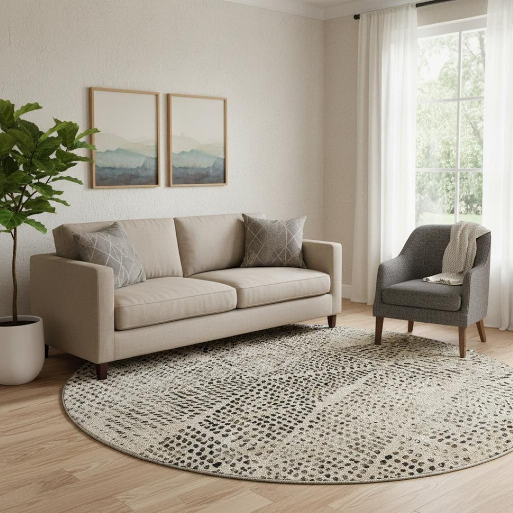 HomeRoots 8' Beige and Ivory Diamond Round Rug - Washable, UV-Protected, Durable for Living Spaces & Patios 650557