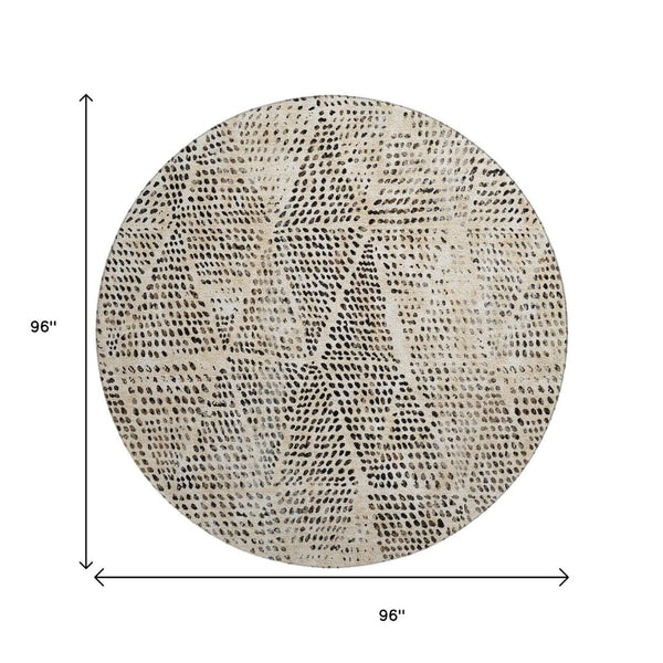 HomeRoots 8' Beige and Ivory Diamond Round Rug - Washable, UV-Protected, Durable for Living Spaces & Patios 650557