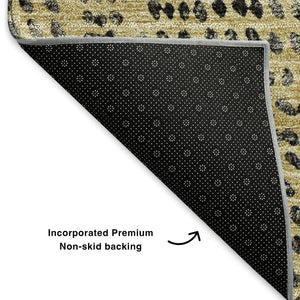 HomeRoots 8' Gold and Charcoal Diamond Washable Round Rug - Durable, UV-Protected for Indoor or Outdoor Use! 650569