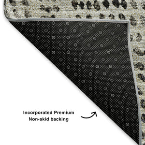 HomeRoots 8' Gray and Black Diamond Washable Round Rug - UV Protected, Durable, Stain-Resistant Design for Homes 650575