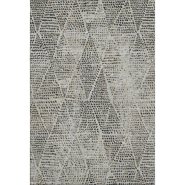 HomeRoots 8' X 10' Gray and Black Diamond Area Rug – Washable, UV Protected, Stain Resistant for Busy Homes 650576