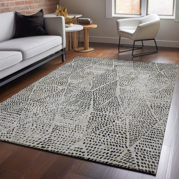 HomeRoots 10' X 14' Gray and Black Diamond Area Rug - Washable, UV-Protected, Stain-Resistant for Busy Homes 650578