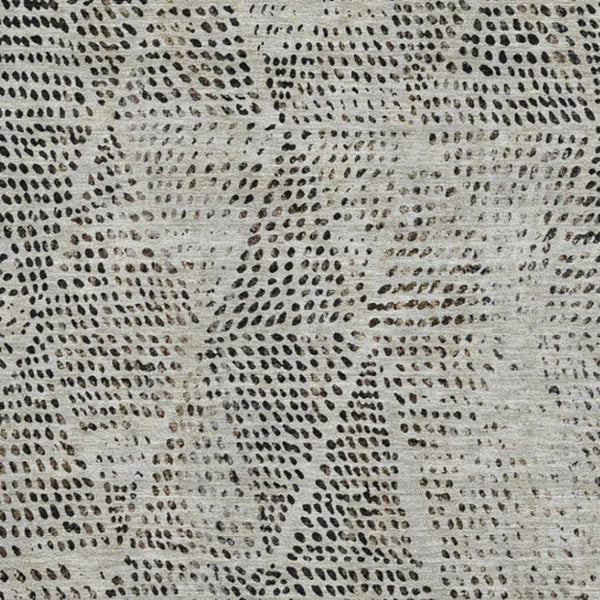 HomeRoots 10' X 14' Gray and Black Diamond Area Rug - Washable, UV-Protected, Stain-Resistant for Busy Homes 650578