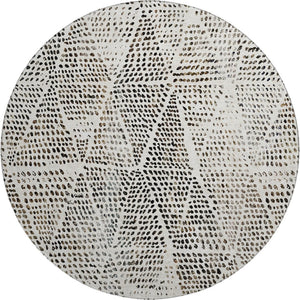 HomeRoots 8' Ivory and Charcoal Diamond Round Rug - Washable, Stain Resistant, UV Protected for Modern Homes 650581