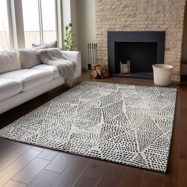 HomeRoots 9' X 12' Ivory And Charcoal Diamond Area Rug – Washable, UV Protected, Durable, Stain-Resistant Design 650583