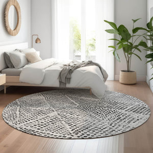 HomeRoots 8' Pewter and Ivory Diamond Washable Round Rug – Durable, Stylish, UV-Protected for High-Traffic Areas 650599