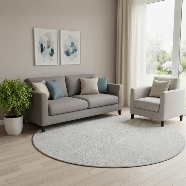 HomeRoots 8' Silver and Ivory Diamond Washable Round Rug - Durable, Stylish, UV-Protected for High-Traffic Homes 650611