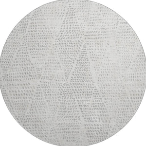 HomeRoots 8' Silver and Ivory Diamond Washable Round Rug - Durable, Stylish, UV-Protected for High-Traffic Homes 650611