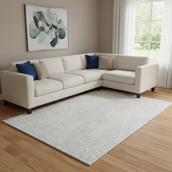 HomeRoots 8' X 10' Elegant Silver and Ivory Diamond Area Rug - Washable, UV Protected, Durable & Stylish! 650612