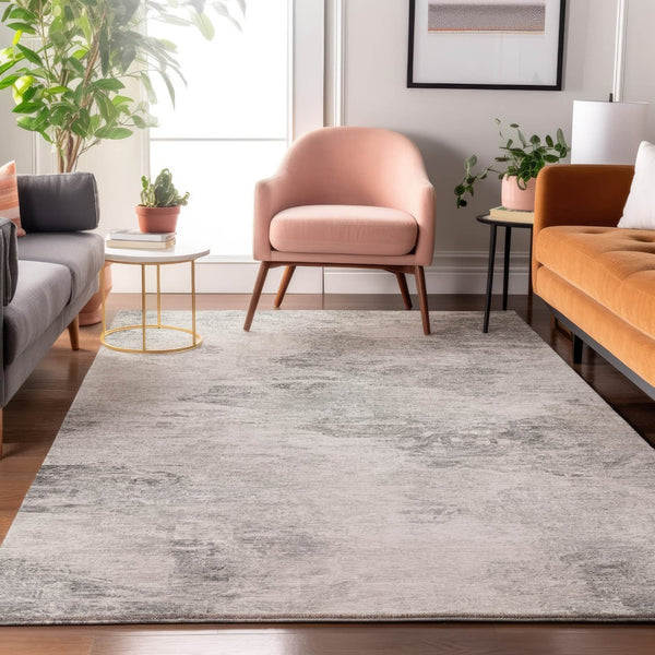 HomeRoots 5' X 8' Modern Silver and Gray Abstract Area Rug - Washable, UV Protected & Stain Resistant Design 650640