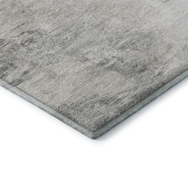 HomeRoots 5' X 8' Modern Silver and Gray Abstract Area Rug - Washable, UV Protected & Stain Resistant Design 650640