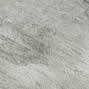 HomeRoots 5' X 8' Modern Silver and Gray Abstract Area Rug - Washable, UV Protected & Stain Resistant Design 650640