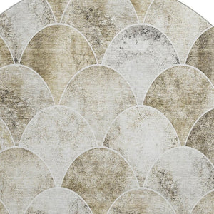 HomeRoots 8' Round Washable Rug in Beige Gray & Ivory - Stylish Abstract Design with UV Protection for Homes 650671