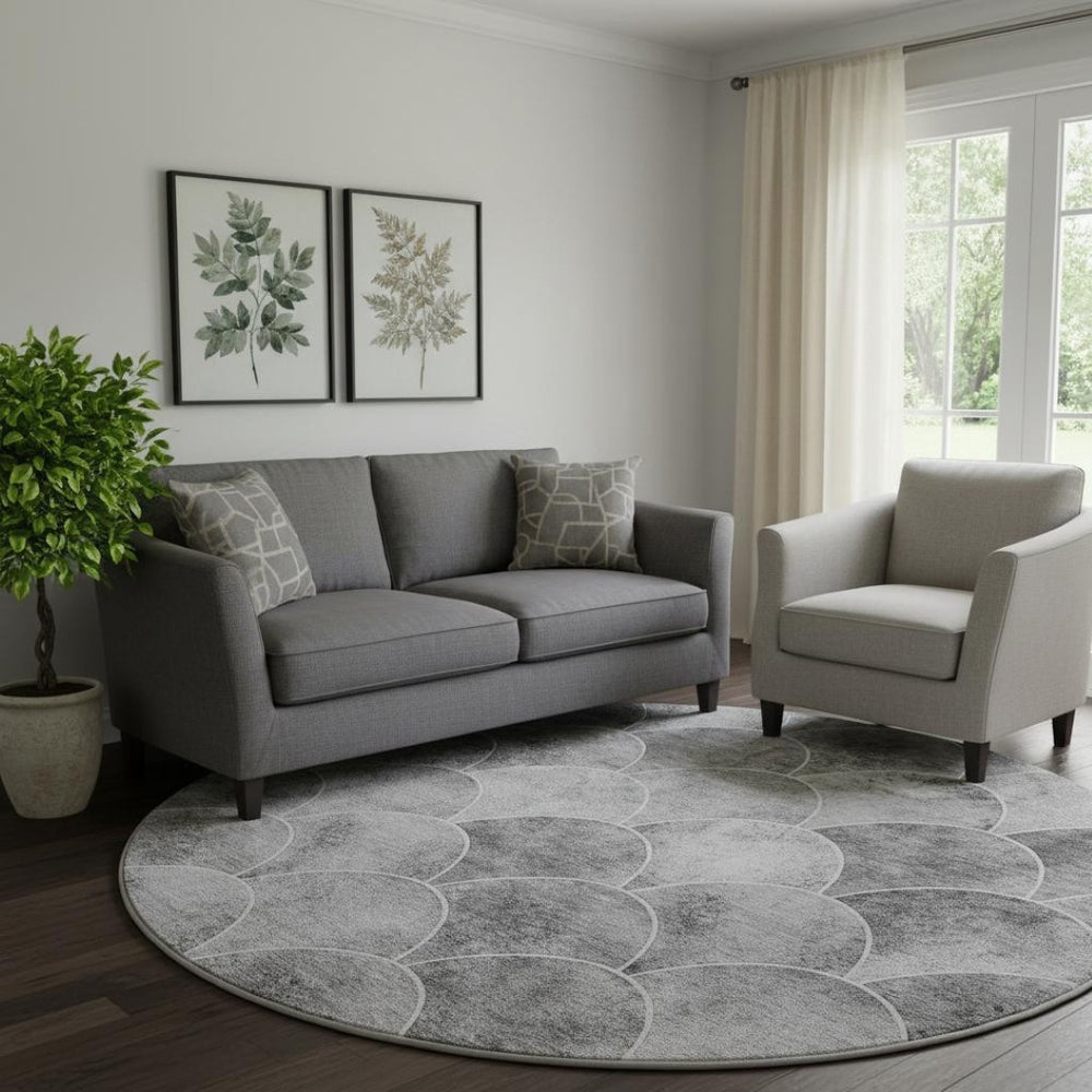 HomeRoots 8' Gray And Ivory Abstract Geometric Round Rug - Washable, UV-Protected, Stylish & Durable Design 650689