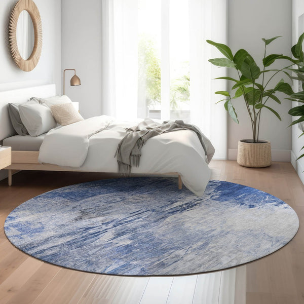 HomeRoots 8' Blue and Ivory Abstract Round Rug - Washable, UV-Protected, Stylish for Homes with Kids & Pets 650719