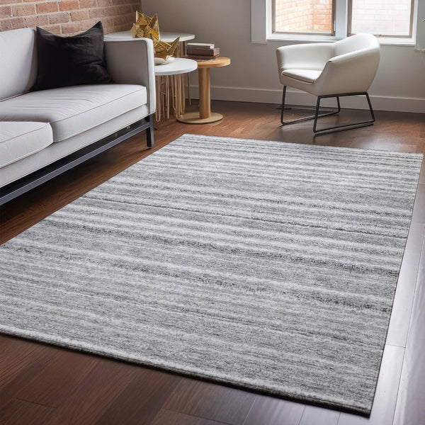 HomeRoots 5' X 8' Gray And Silver Striped Area Rug - Washable, UV Protected, Stain Resistant, Durable Design! 650802