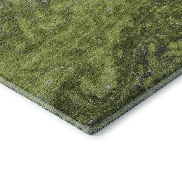 HomeRoots 8' Stylish Green, Gray & Ivory Abstract Round Rug - Washable, UV-Protected, Family-Friendly Design 650845