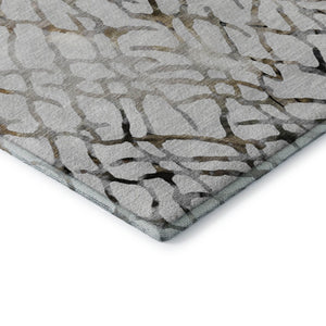HomeRoots 8' Silver Gray and Brown Abstract Washable Round Rug - Durable, UV-Protected Style for High Traffic Areas 651127