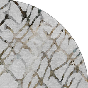HomeRoots 8' Silver Gray and Brown Abstract Washable Round Rug - Durable, UV-Protected Style for High Traffic Areas 651127