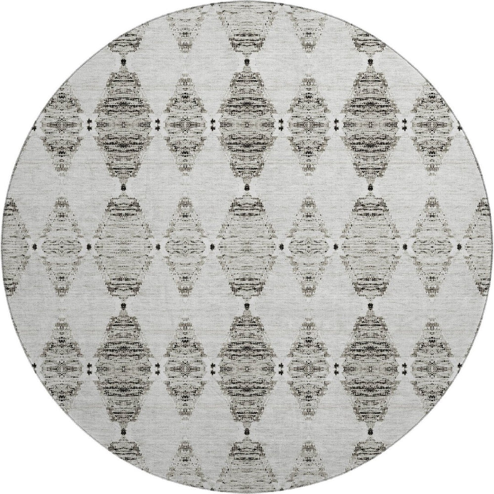 HomeRoots 8' Taupe and Ivory Moroccan Round Rug - Washable, UV Protected, Stain Resistant for Easy Care 651163