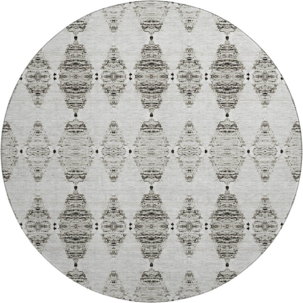 HomeRoots 8' Taupe and Ivory Moroccan Round Rug - Washable, UV Protected, Stain Resistant for Easy Care 651163