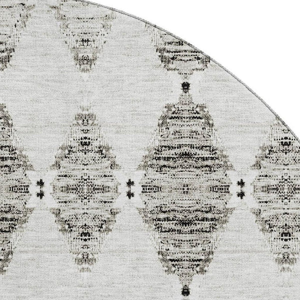 HomeRoots 8' Taupe and Ivory Moroccan Round Rug - Washable, UV Protected, Stain Resistant for Easy Care 651163