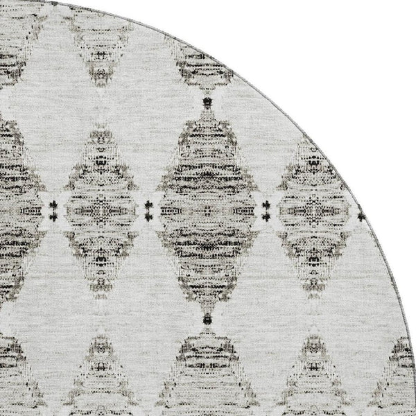 HomeRoots 8' Taupe and Ivory Moroccan Round Rug - Washable, UV Protected, Stain Resistant for Easy Care 651163