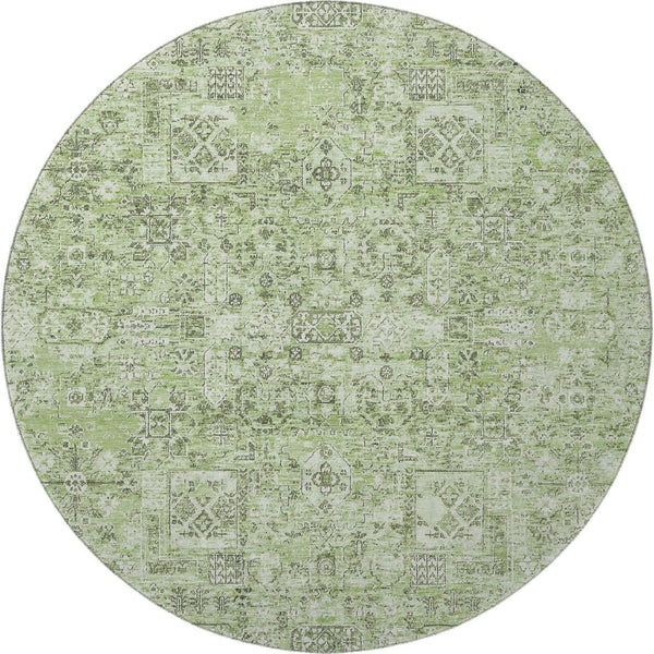 HomeRoots 8' Green and Ivory Floral Round Rug - Washable, UV Protected, Durable Design for Classic Homes 651175