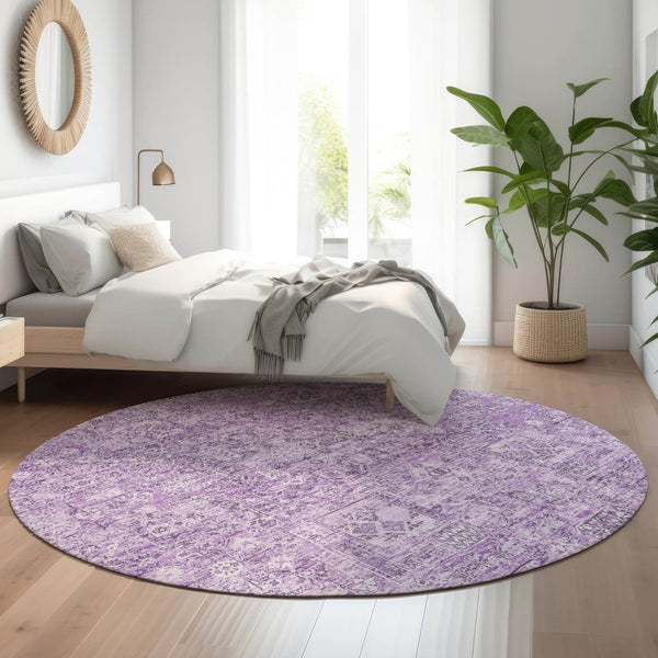 HomeRoots 8' Lilac and Ivory Floral Washable Round Rug - UV Protected, Stain Resistant, Perfect for Homes! 651187