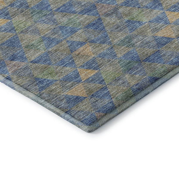 HomeRoots 8' Stylish Blue Gold & Gray Geometric Washable Round Rug - UV Protected, Stain Resistant & Durable! 651241