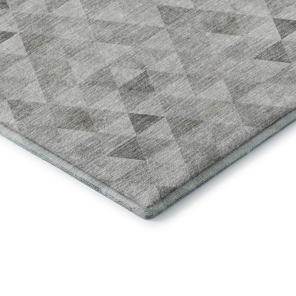 HomeRoots 9' X 12' Stylish Silver & Ivory Geometric Washable Area Rug with UV Protection for Busy Homes 651249