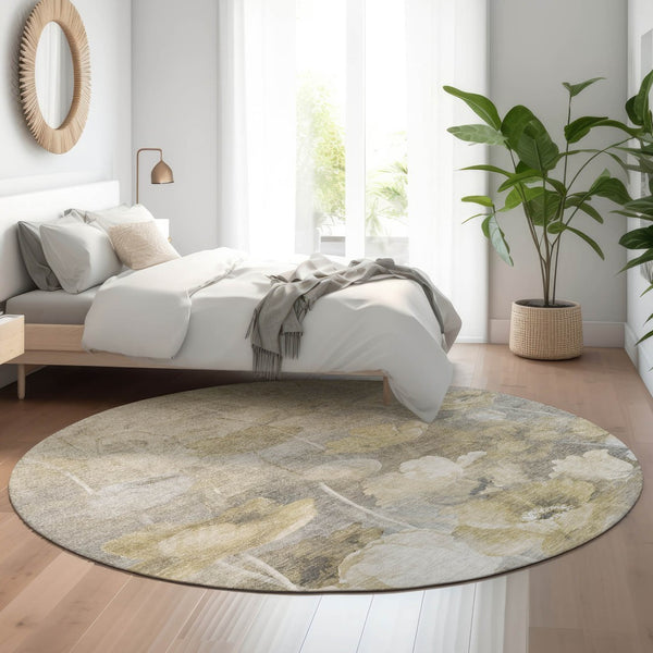 HomeRoots 8' Elegant Beige Gray Ivory Floral Washable Round Rug - Durable, Stain-Resistant & UV Protected 651259