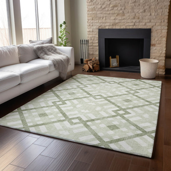 HomeRoots 5' Geometric Artichoke Green & Ivory Washable Area Rug – UV Protected, Durable, Stylish & Easy-Care! 651360