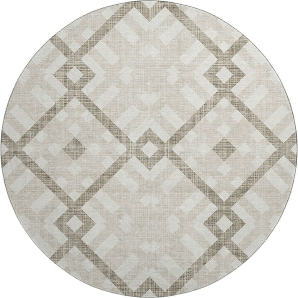 HomeRoots 8' Beige and Ivory Geometric Round Rug – Washable, UV-Protected, Stylish for High-Traffic Spaces! 651367