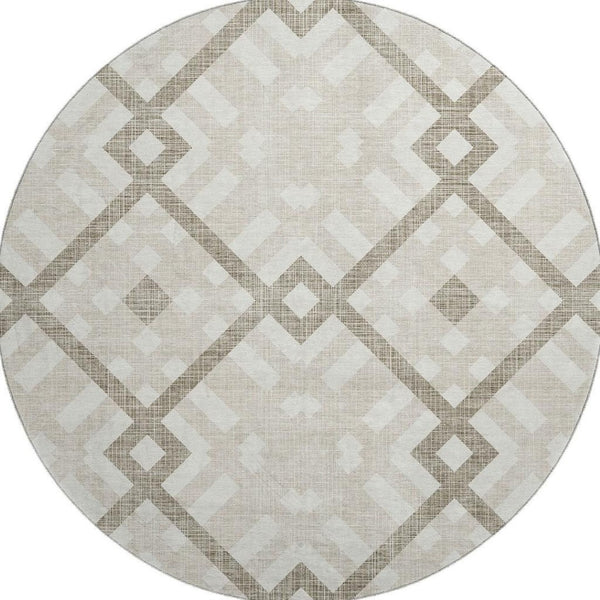 HomeRoots 8' Beige and Ivory Geometric Round Rug – Washable, UV-Protected, Stylish for High-Traffic Spaces! 651367