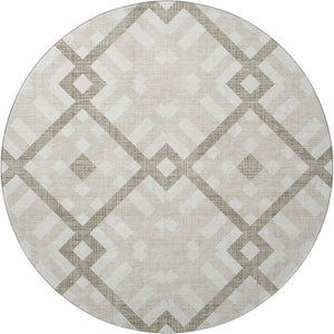 HomeRoots 8' Beige and Ivory Geometric Round Rug – Washable, UV-Protected, Stylish for High-Traffic Spaces! 651367