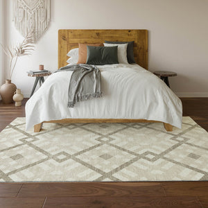 HomeRoots 10' X 14' Beige Geometric Area Rug - Washable, UV-Protected, Stylish & Durable for High-Traffic Spaces 651370