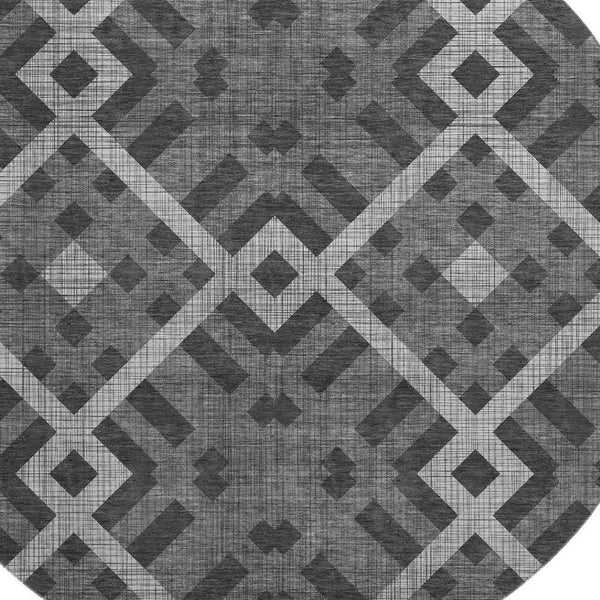 HomeRoots 8' Charcoal and Ivory Geometric Round Rug - Washable, UV-Protected, Durable, Family-Friendly Design 651373