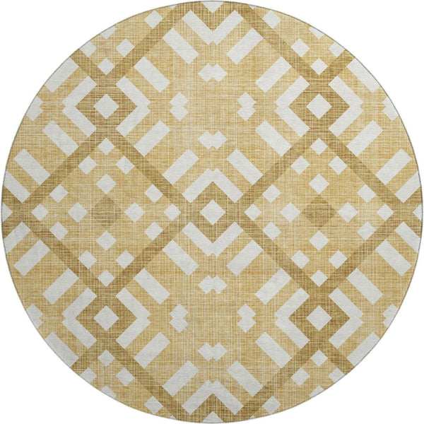 HomeRoots 8' Gold and Ivory Geometric Round Rug – Washable, UV-Protected, Stylish Durability for Any Room 651379