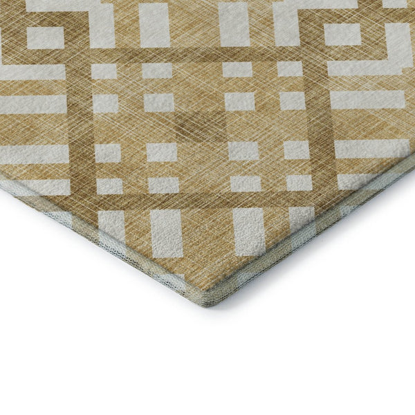 HomeRoots 8' Gold and Ivory Geometric Round Rug – Washable, UV-Protected, Stylish Durability for Any Room 651379