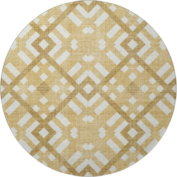 HomeRoots 8' Gold and Ivory Geometric Round Rug – Washable, UV-Protected, Stylish Durability for Any Room 651379