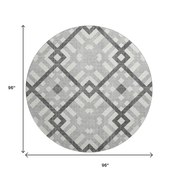HomeRoots 8' Gray and Ivory Geometric Round Rug - Washable, Stain Resistant, UV Protected for Modern Spaces 651385