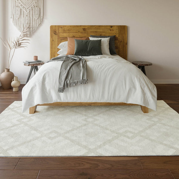 HomeRoots 10' X 14' Ivory Geometric Area Rug - Washable, UV-Protected, Durable for Modern Living Spaces! 651394