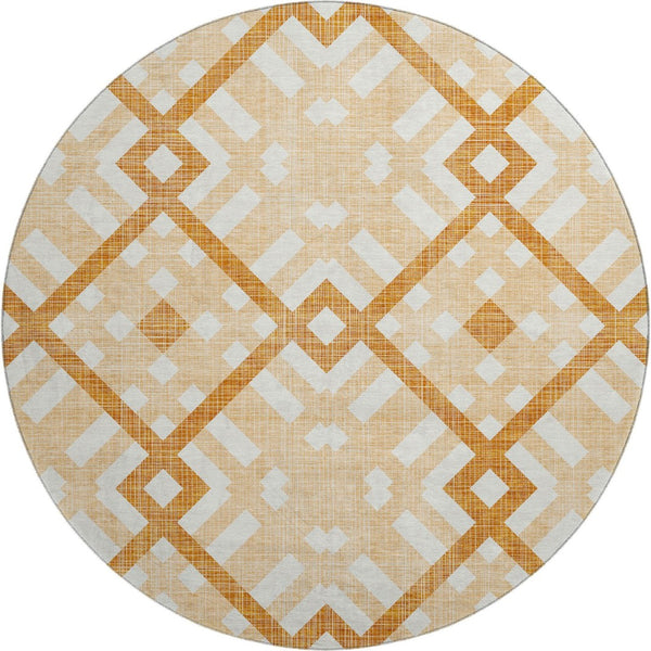 HomeRoots 8' Peach and Ivory Geometric Round Rug - Washable, UV Protected, Stain Resistant for High-Traffic Areas 651403