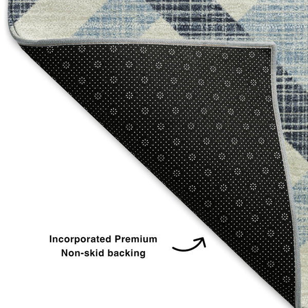 HomeRoots 8' Sky Blue and Ivory Geometric Washable Round Rug - Stain Resistant, UV Protected, Kid & Pet Friendly! 651427