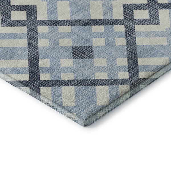 HomeRoots 8' Sky Blue and Ivory Geometric Washable Round Rug - Stain Resistant, UV Protected, Kid & Pet Friendly! 651427