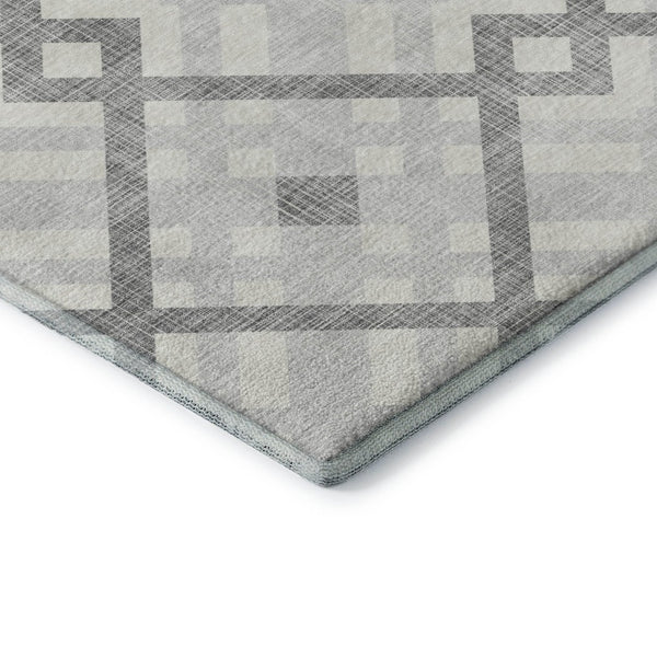 HomeRoots 8' X 10' Silver and Ivory Geometric Area Rug - Washable, UV-Protected, Stylish for High-Traffic Homes 651440