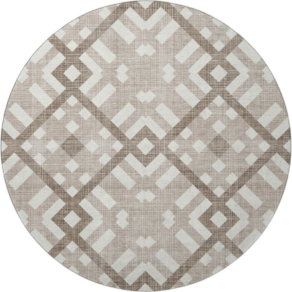 HomeRoots 8' Taupe and Ivory Geometric Washable Round Rug - Durable, Stain Resistant, UV Protected for Modern Homes 651451