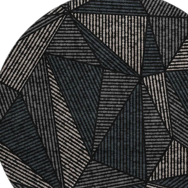 HomeRoots 8' Stylish Black and Ivory Geometric Washable Round Rug with UV Protection for Easy Care Living Spaces 651932